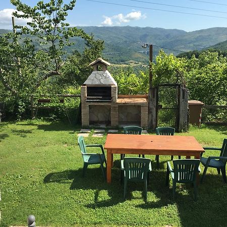 Bed and Breakfast Chalet Dei Parchi à Saracinesco Extérieur photo