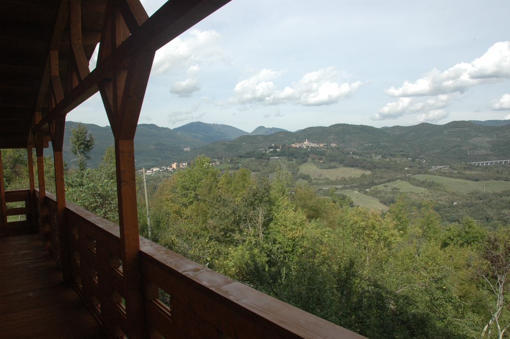 Bed and Breakfast Chalet Dei Parchi à Saracinesco Extérieur photo